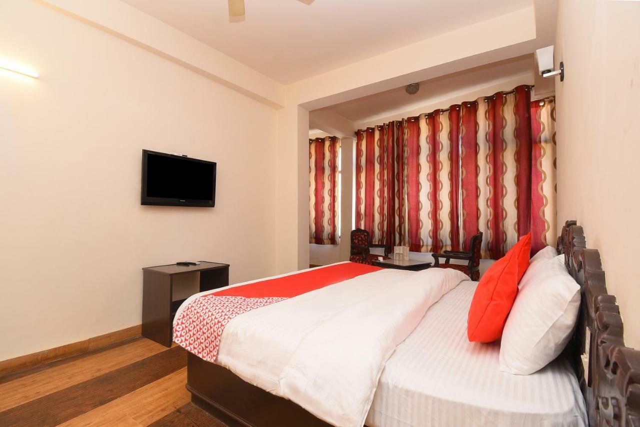 Hotel Kalinga Intercontinental Manali Bagian luar foto